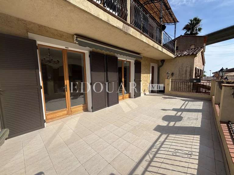 Maison Menton - 4 chambres - 158m²