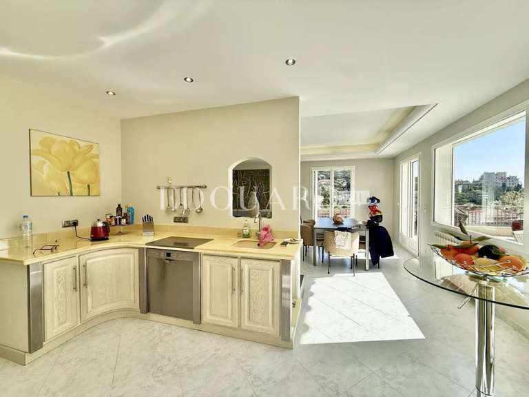 Maison Menton - 3 chambres - 217m²