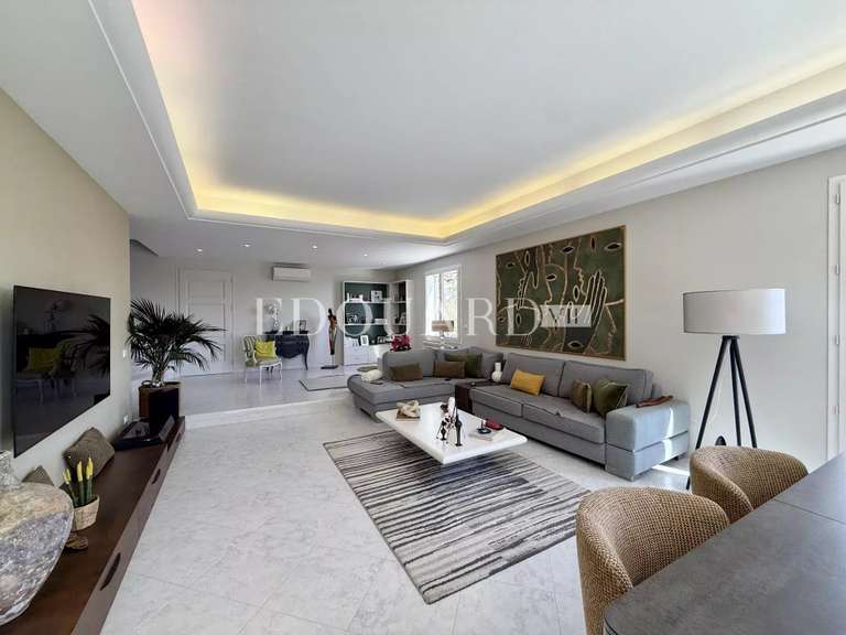 Maison Menton - 3 chambres - 217m²