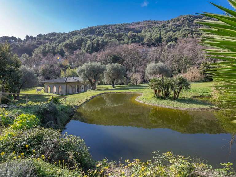 Propriété avec Vue sur mer Menton - 14 chambres - 1004m²