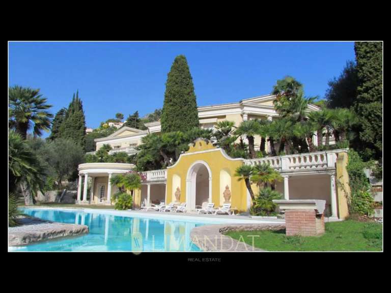 Propriété avec Vue sur mer Menton - 14 chambres - 1004m²