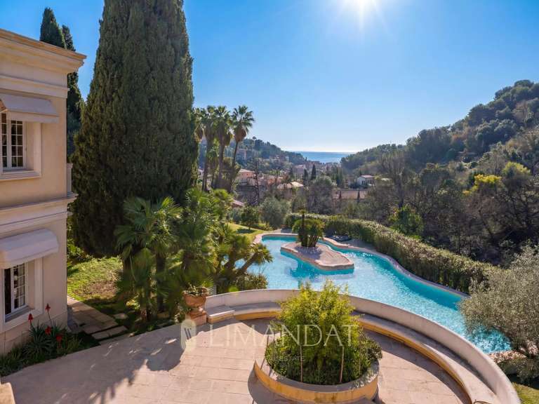 Propriété avec Vue sur mer Menton - 14 chambres - 1004m²