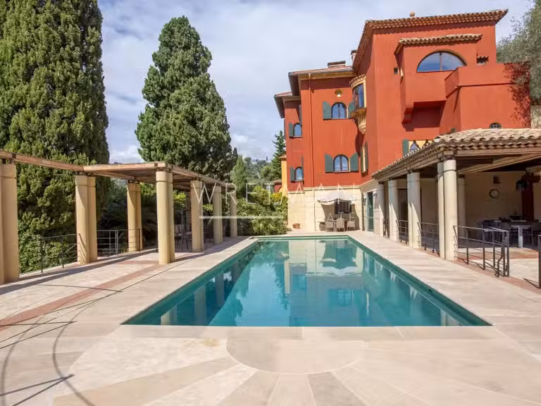 Propriété avec Vue sur mer Menton - 11 chambres - 746m²