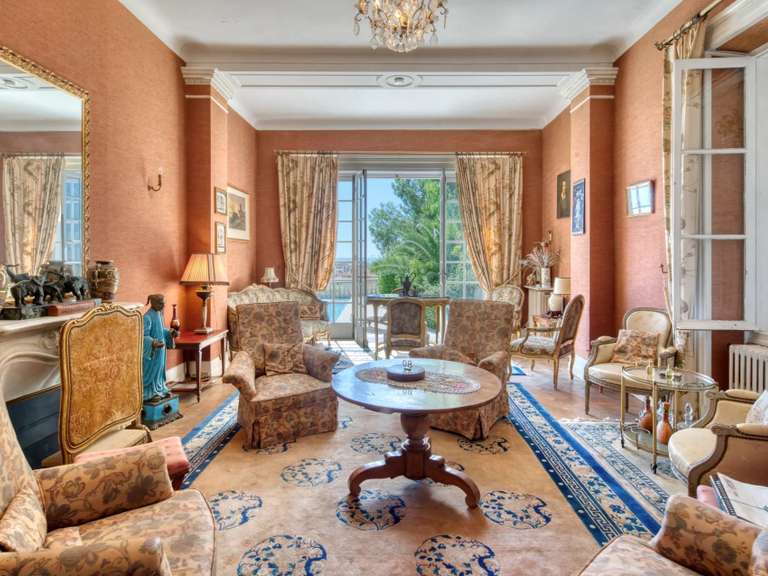 Villa Menton - 7 bedrooms - 475m²