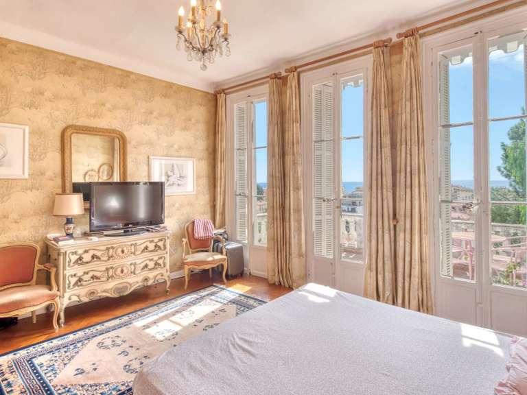 Villa Menton - 7 bedrooms - 475m²