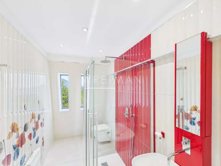 Villa Menton - 4 bedrooms - 335m²