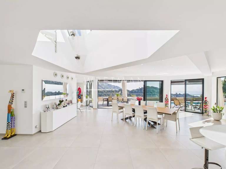 Villa Menton - 4 bedrooms - 335m²