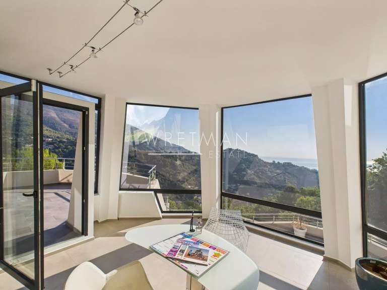 Villa Menton - 4 bedrooms - 335m²