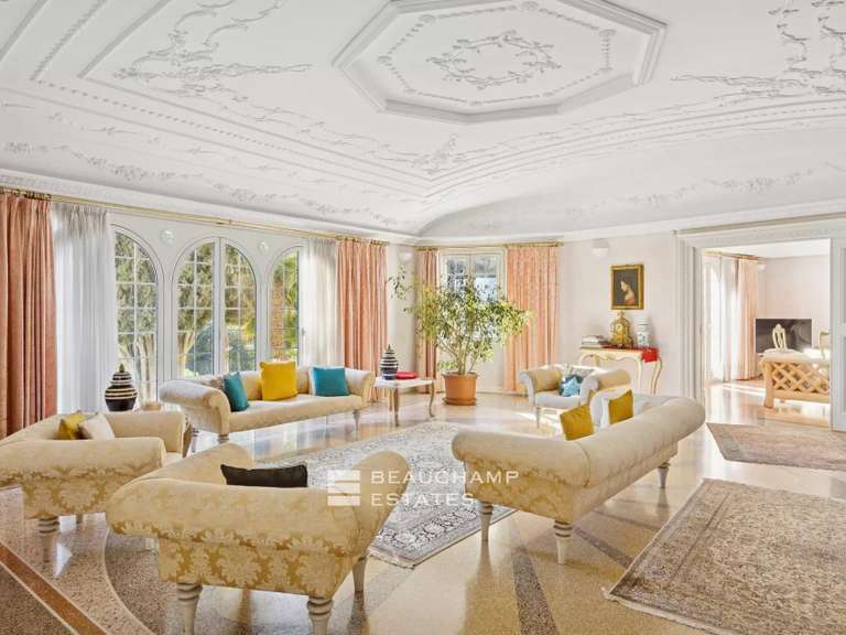 Villa Menton - 14 chambres - 1004m²