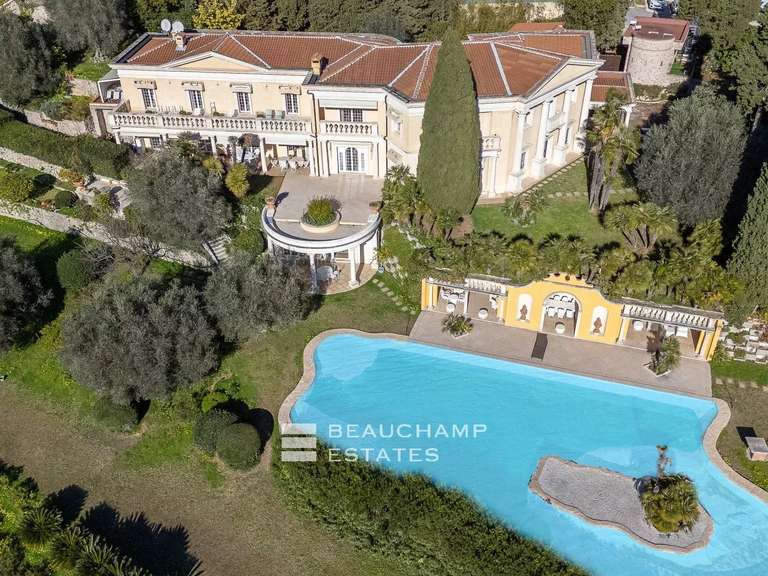 Villa Menton - 14 chambres - 1004m²