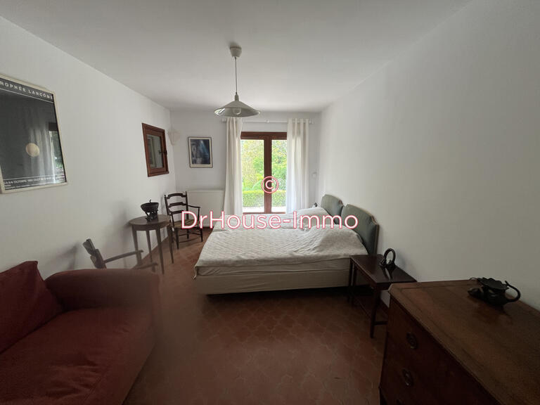Villa Méounes-lès-Montrieux - 4 chambres - 250m²