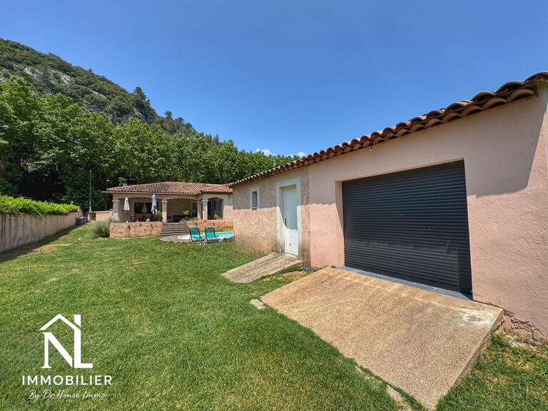 Villa Méounes-lès-Montrieux - 5 chambres - 179m²