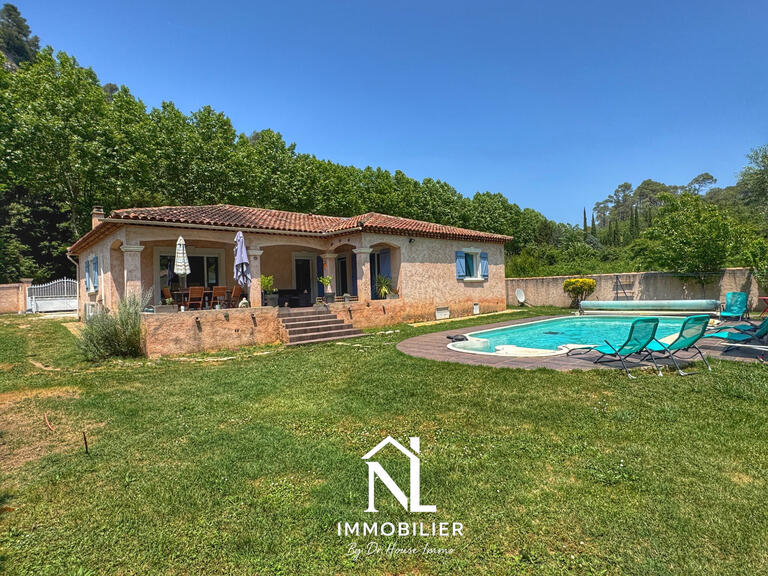Villa Méounes-lès-Montrieux - 5 chambres - 179m²