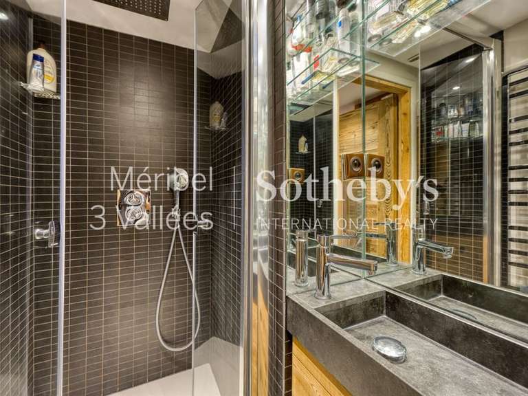 Appartement Meribel-les-allues - 7 chambres - 188m²