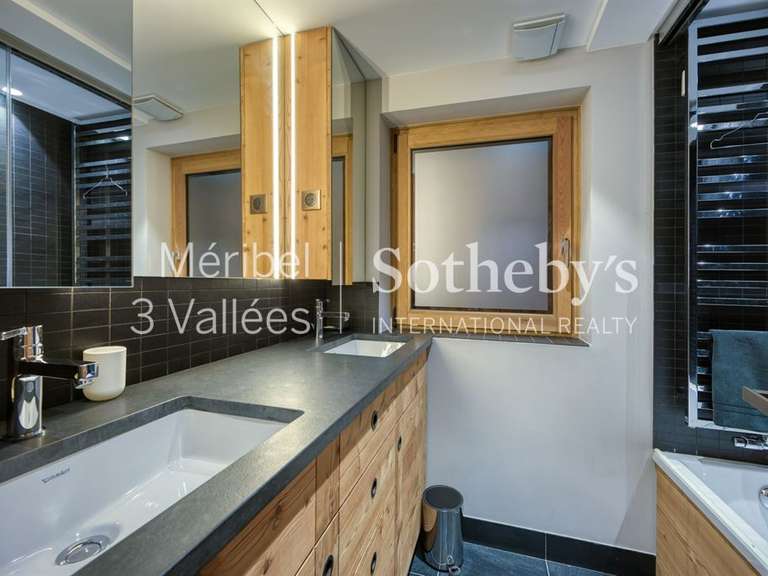 Appartement Meribel-les-allues - 7 chambres - 188m²