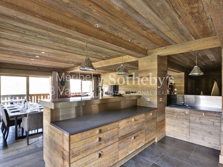 Appartement Meribel-les-allues - 4 chambres - 150m²
