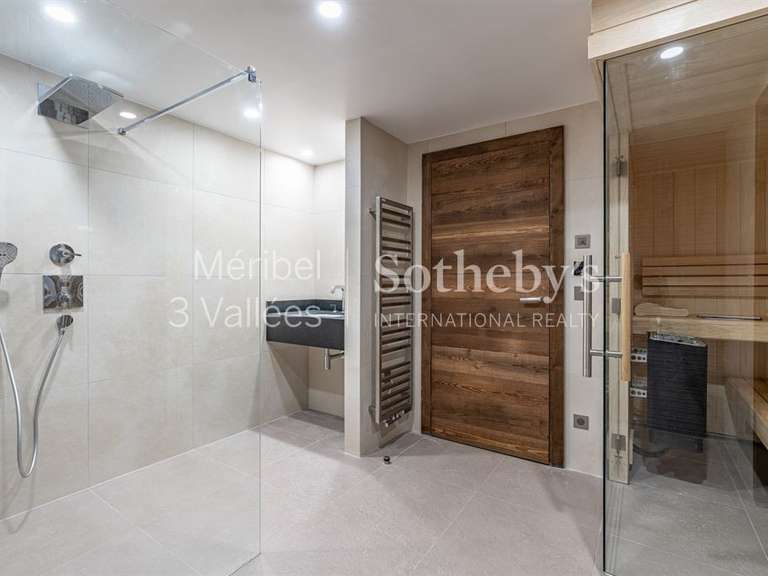 Chalet Meribel-les-allues - 5 chambres - 280m²