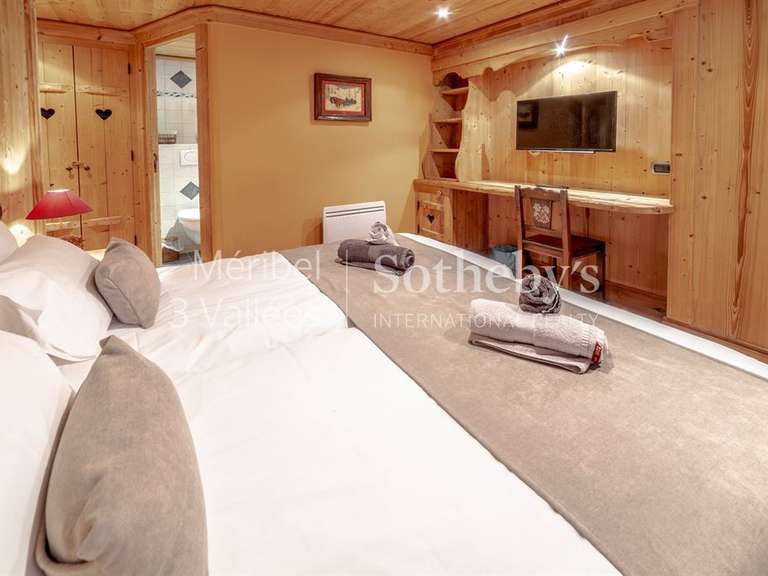 Chalet meribel-les-allues - 5 bedrooms - 250m²