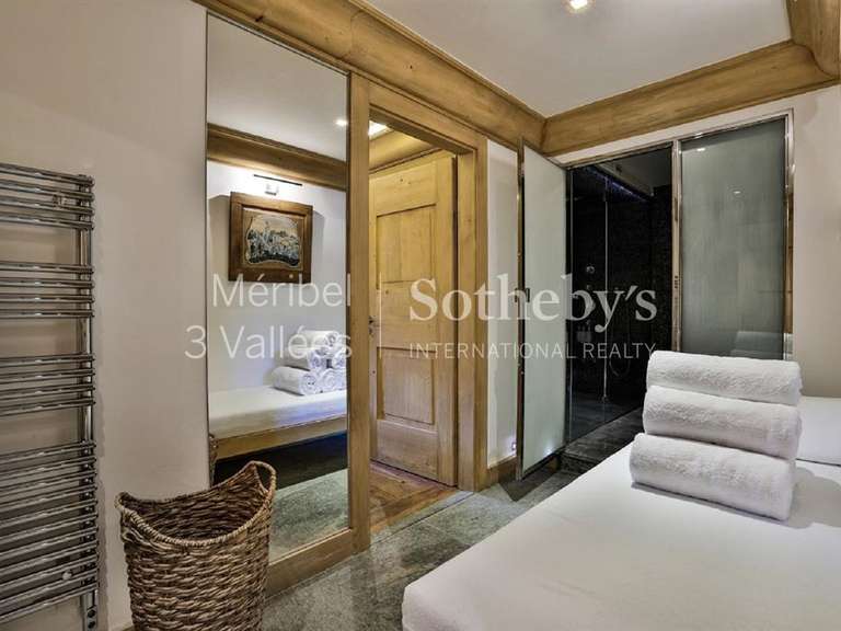 Chalet meribel-les-allues - 5 bedrooms - 400m²