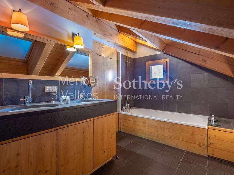 Chalet meribel-les-allues - 6 bedrooms - 280m²