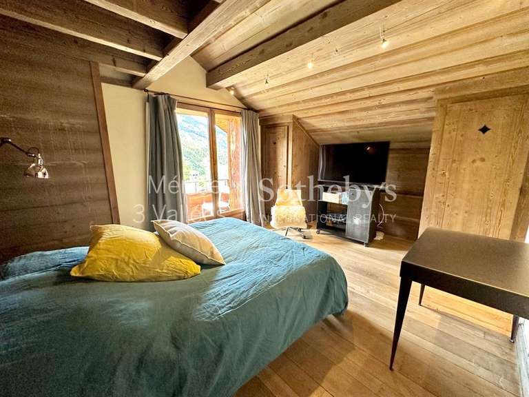 Chalet meribel-les-allues - 5 bedrooms - 250m²