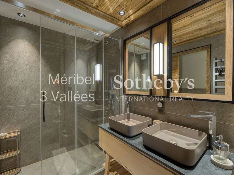 Chalet Meribel-les-allues - 6 chambres - 350m²