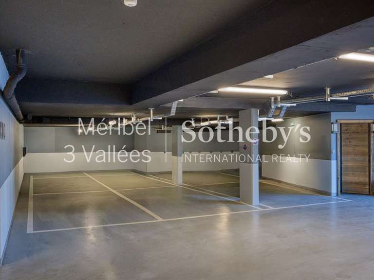 Chalet Meribel-les-allues - 6 chambres - 350m²