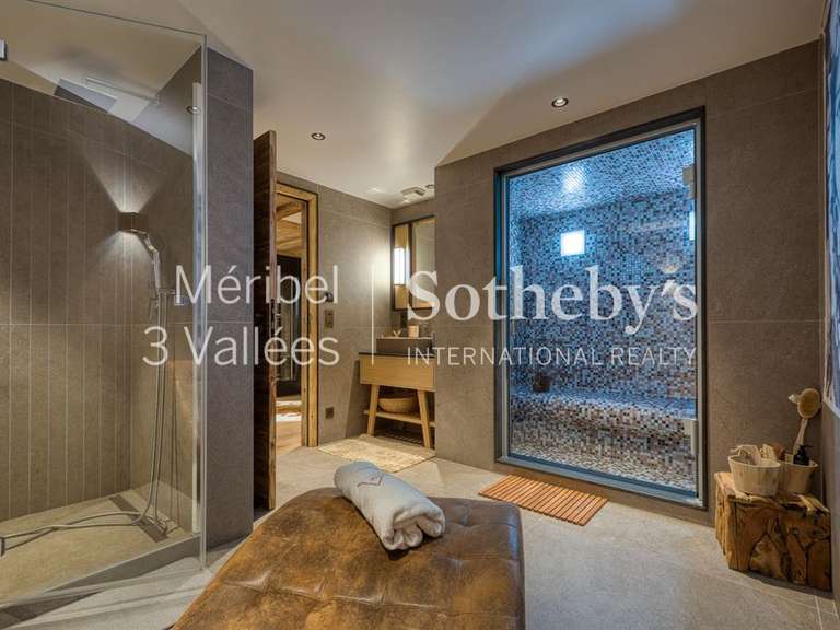 Chalet Meribel-les-allues - 6 chambres - 350m²
