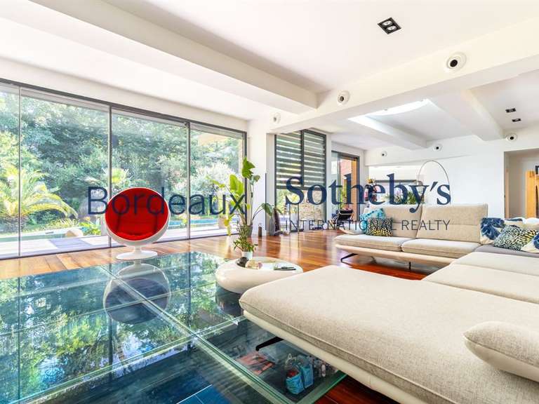 Maison Mérignac - 5 chambres - 317m²