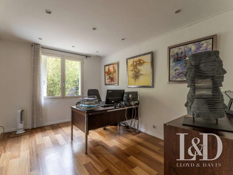 Maison Mérignac - 4 chambres - 260m²