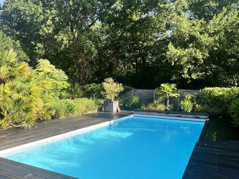 House Mérignac - 4 bedrooms - 260m²