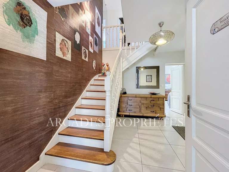 House Mérignac - 3 bedrooms - 181m²