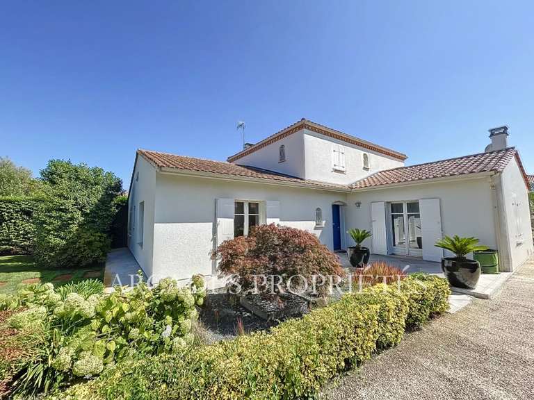 House Mérignac - 3 bedrooms - 181m²