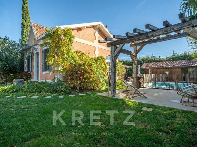 Maison Mérignac - 5 chambres - 160m²