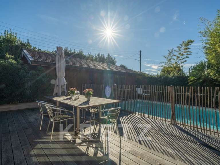 Maison Mérignac - 5 chambres - 160m²