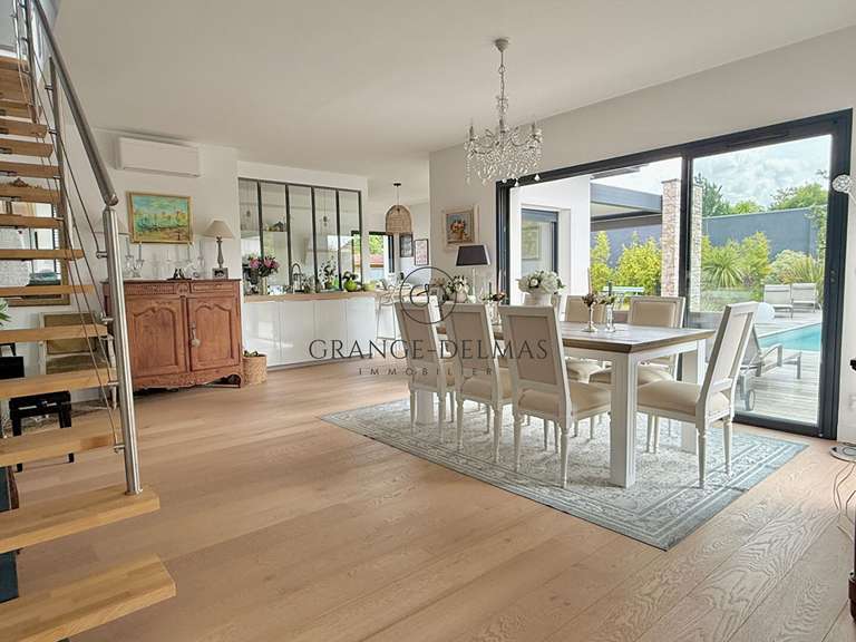 Maison Mérignac - 4 chambres - 182m²