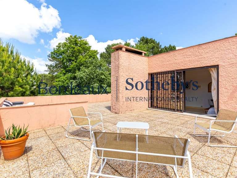 Maison Mérignac - 4 chambres - 300m²