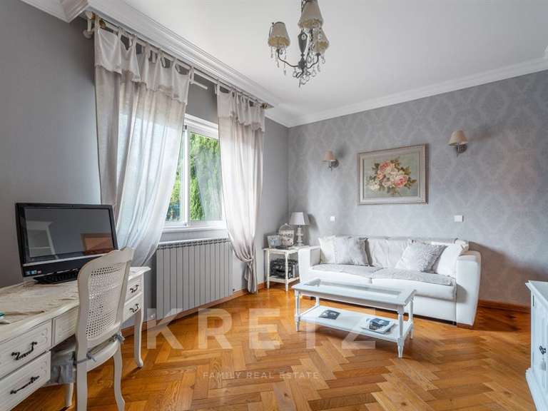 Maison Mérignac - 5 chambres - 301m²