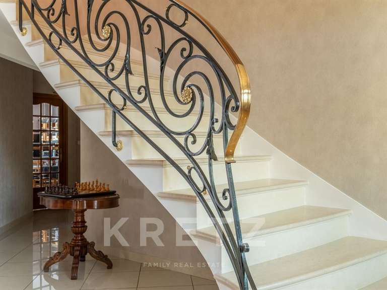 Maison Mérignac - 5 chambres - 301m²