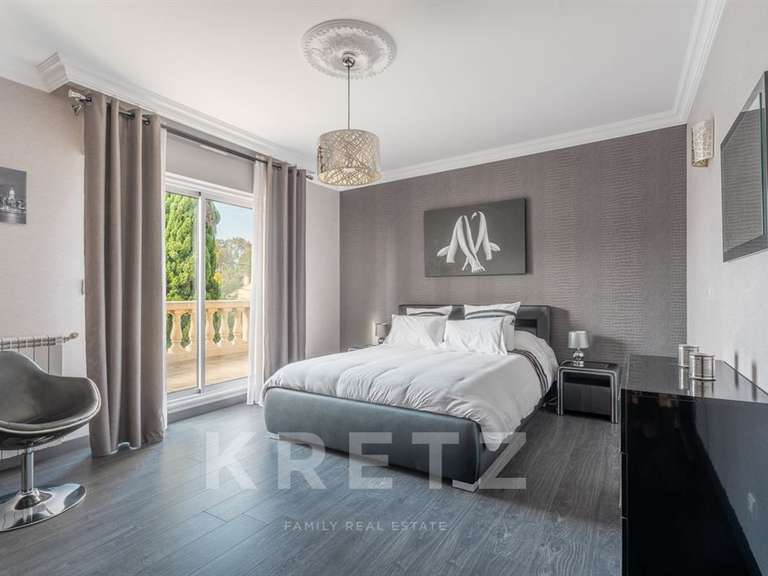 Maison Mérignac - 5 chambres - 301m²