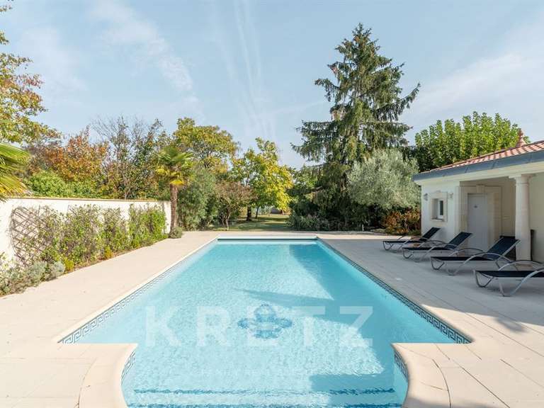 Maison Mérignac - 5 chambres - 301m²