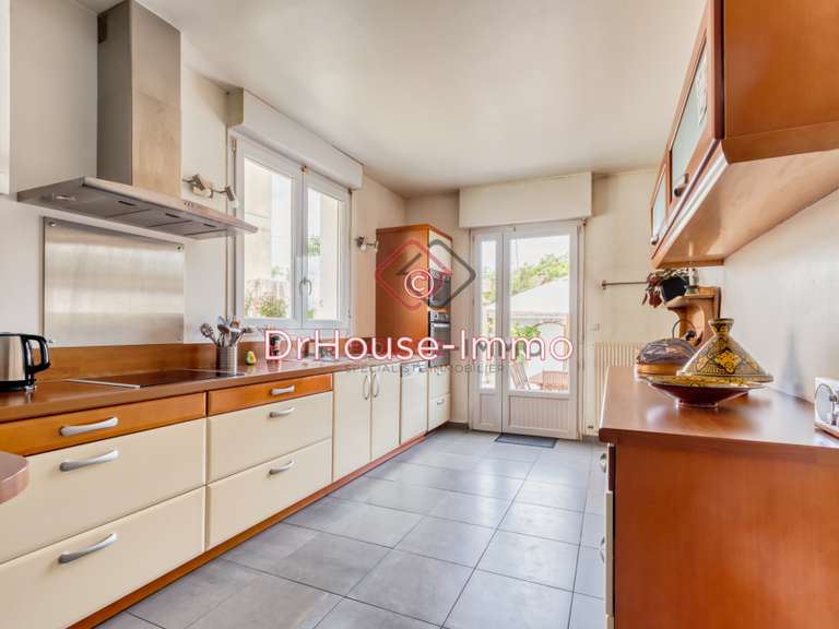 Villa Mérignac - 5 chambres - 180m²