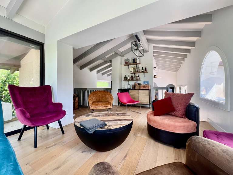 Villa Mérignac - 4 chambres - 216m²