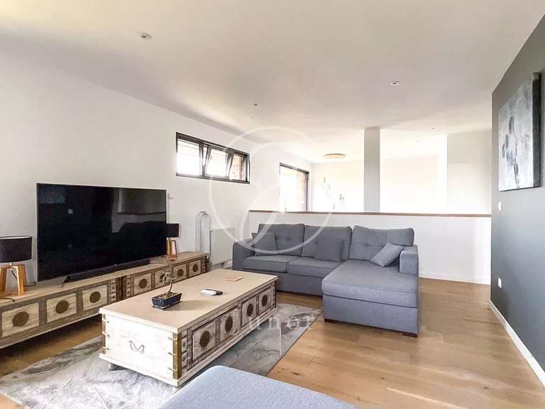 Maison Mérignies - 3 chambres - 283m²