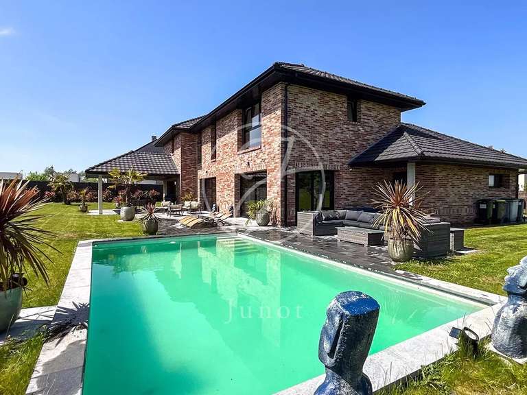 Maison Mérignies - 3 chambres - 283m²