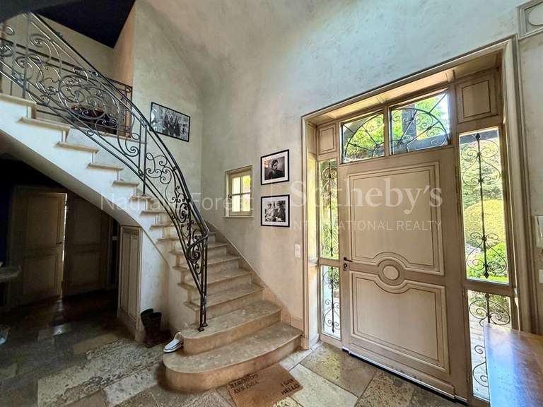 Maison Mérignies - 6 chambres - 315m²