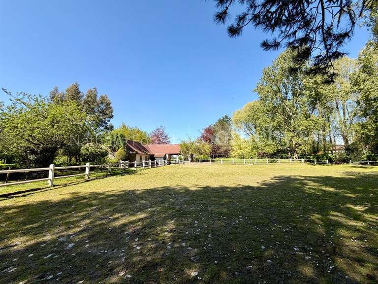 Maison Mérignies - 6 chambres - 315m²