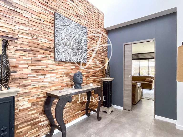 House Mérignies - 3 bedrooms - 283m²