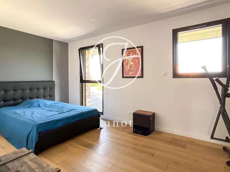 House Mérignies - 3 bedrooms - 283m²
