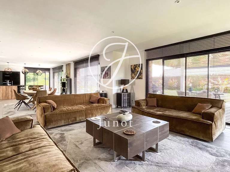 House Mérignies - 3 bedrooms - 283m²